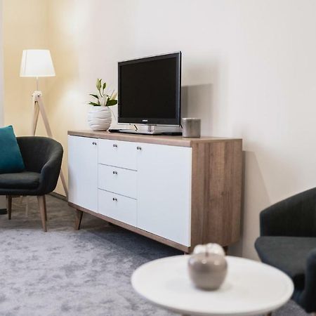 Apartmány na Bašte Levice Esterno foto